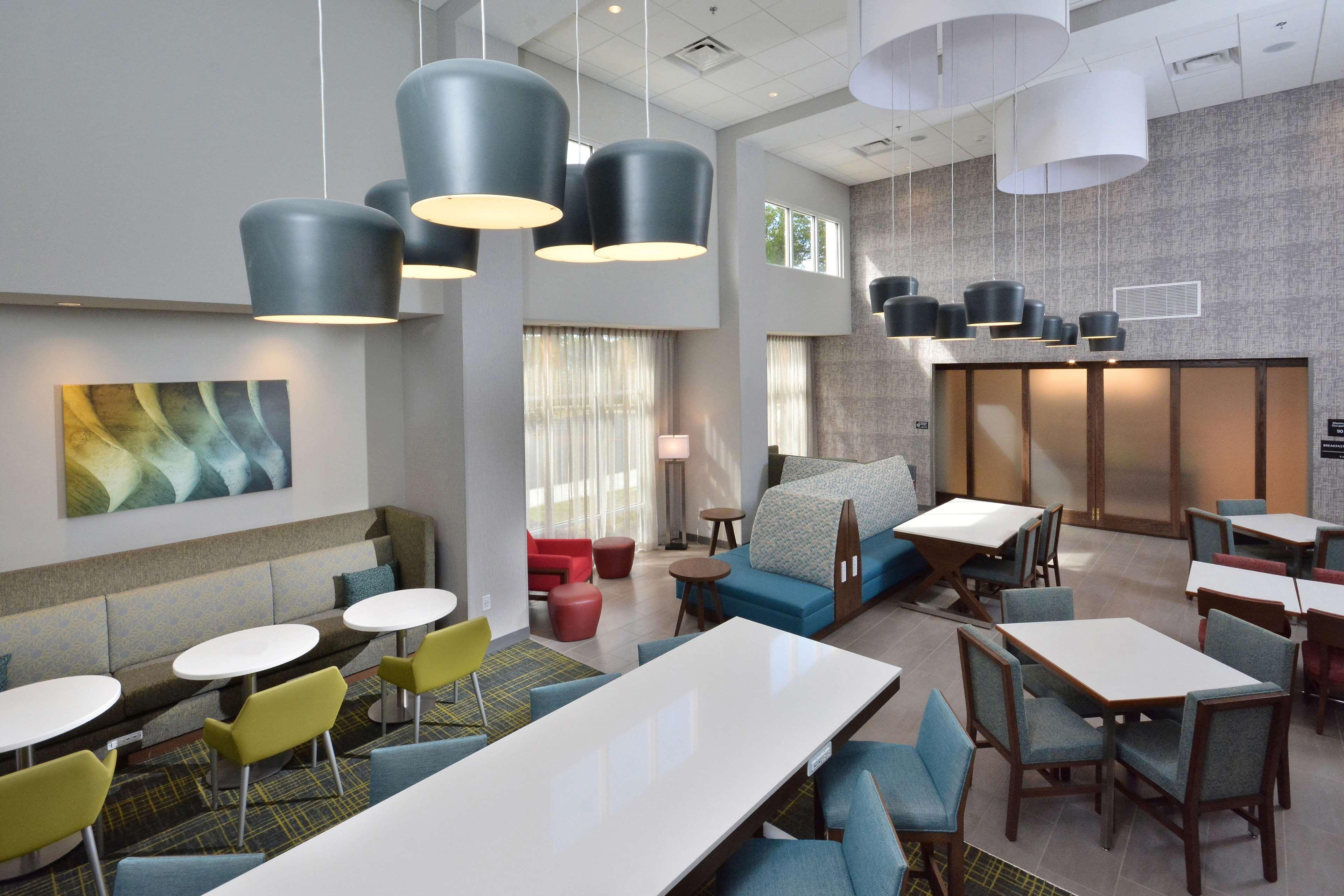 Hampton Inn & Suites Charlotte North I 485 エクステリア 写真