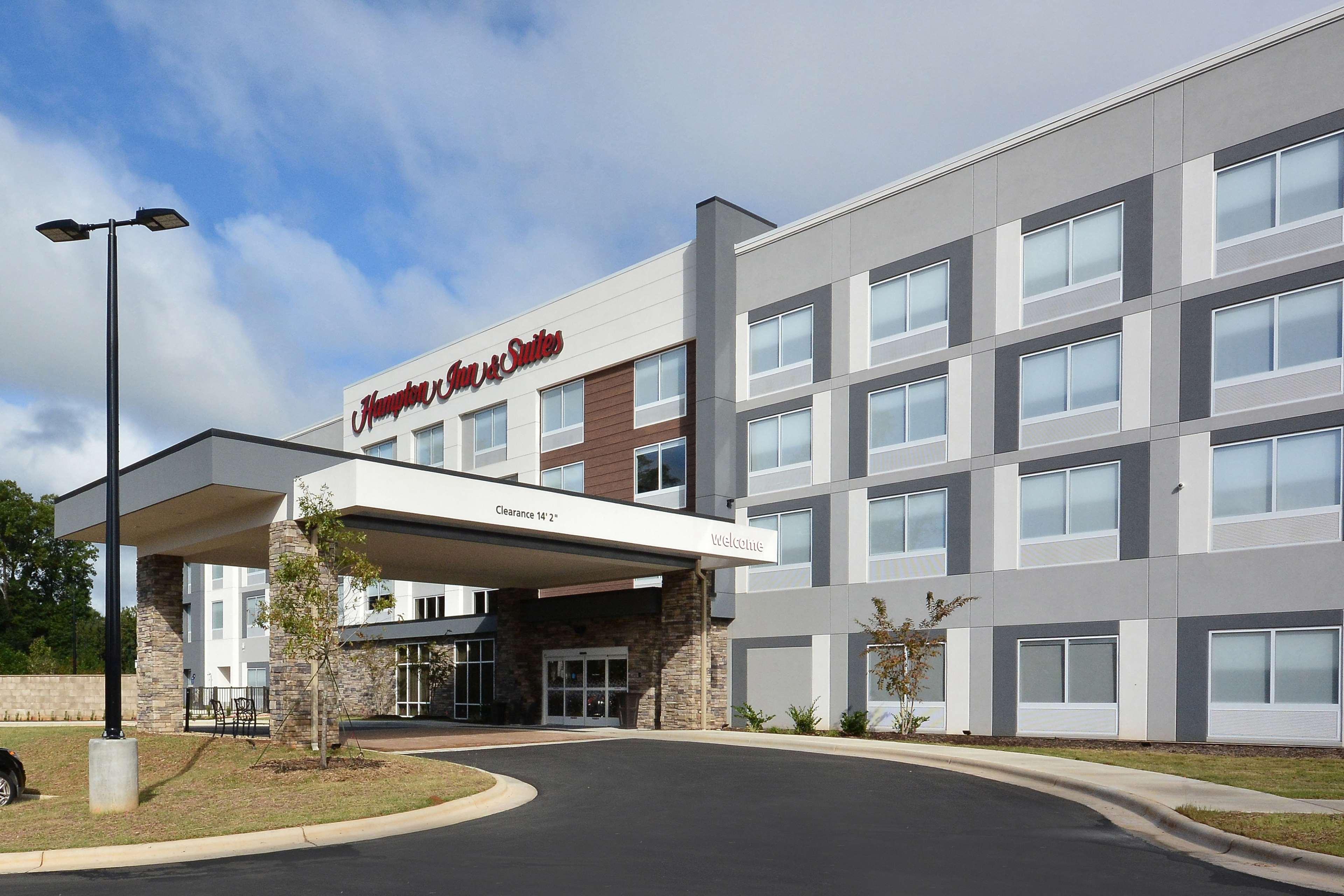 Hampton Inn & Suites Charlotte North I 485 エクステリア 写真