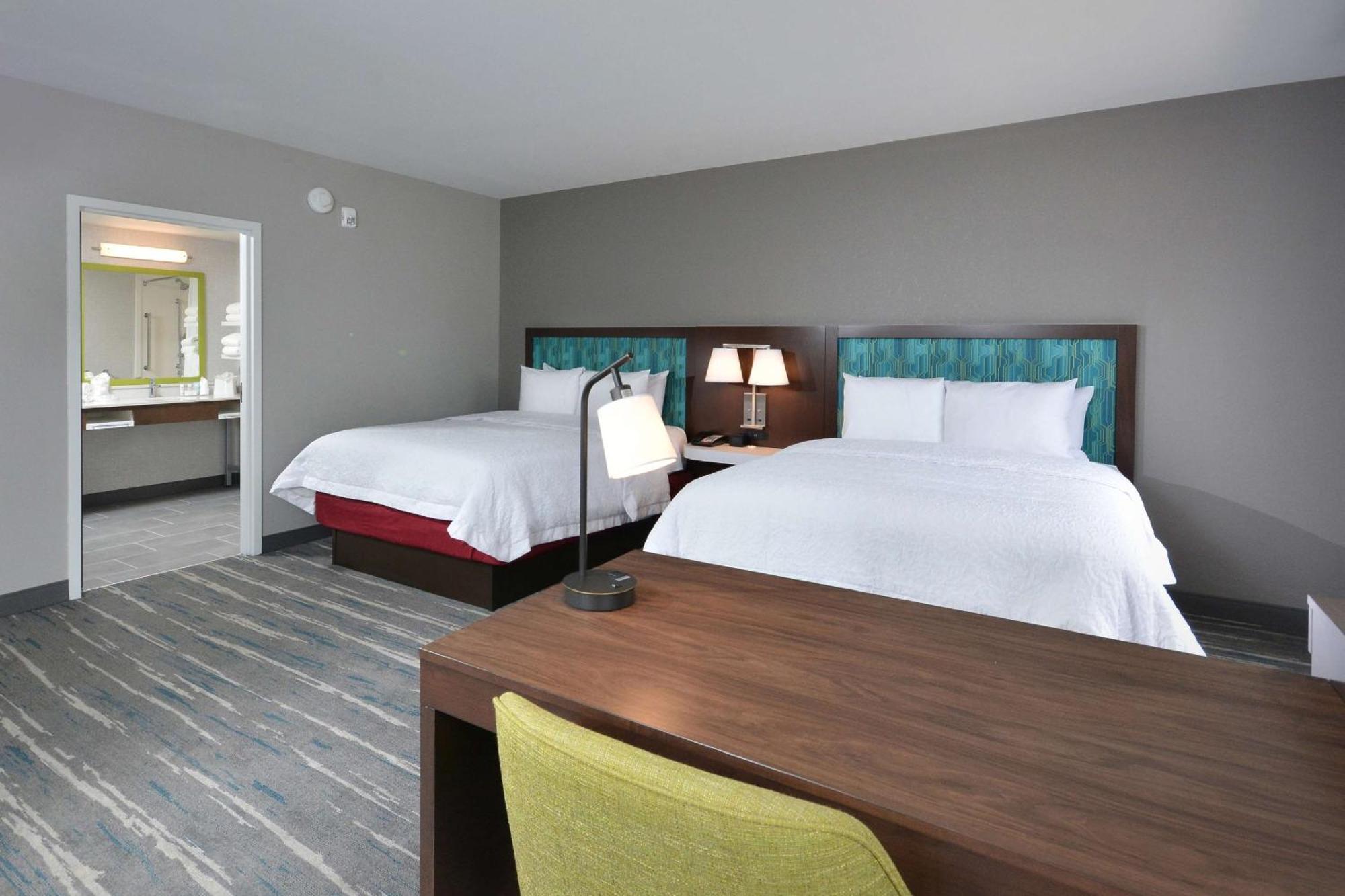 Hampton Inn & Suites Charlotte North I 485 エクステリア 写真