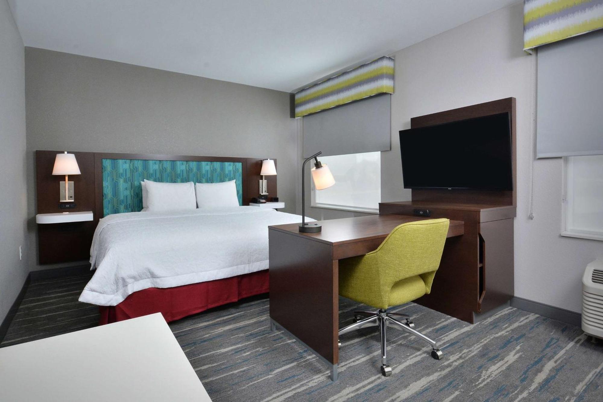 Hampton Inn & Suites Charlotte North I 485 エクステリア 写真