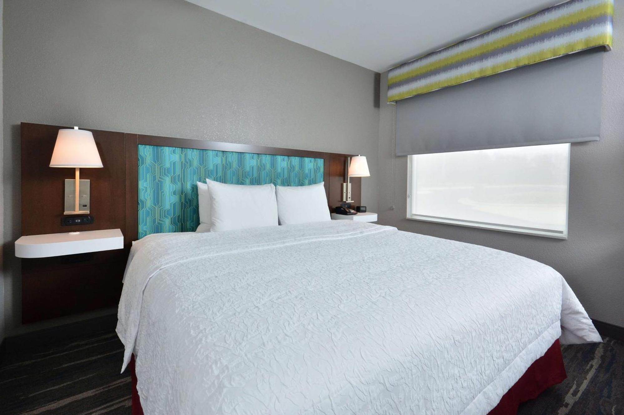 Hampton Inn & Suites Charlotte North I 485 エクステリア 写真